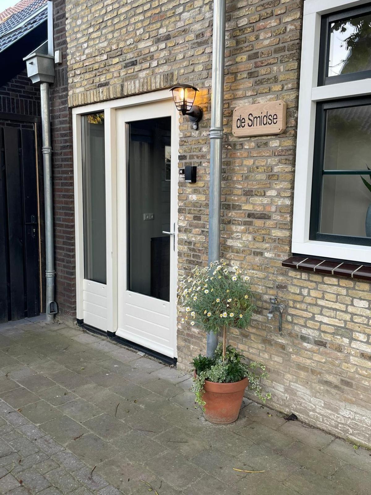 De Lindehoeve Appelscha Buitenkant foto